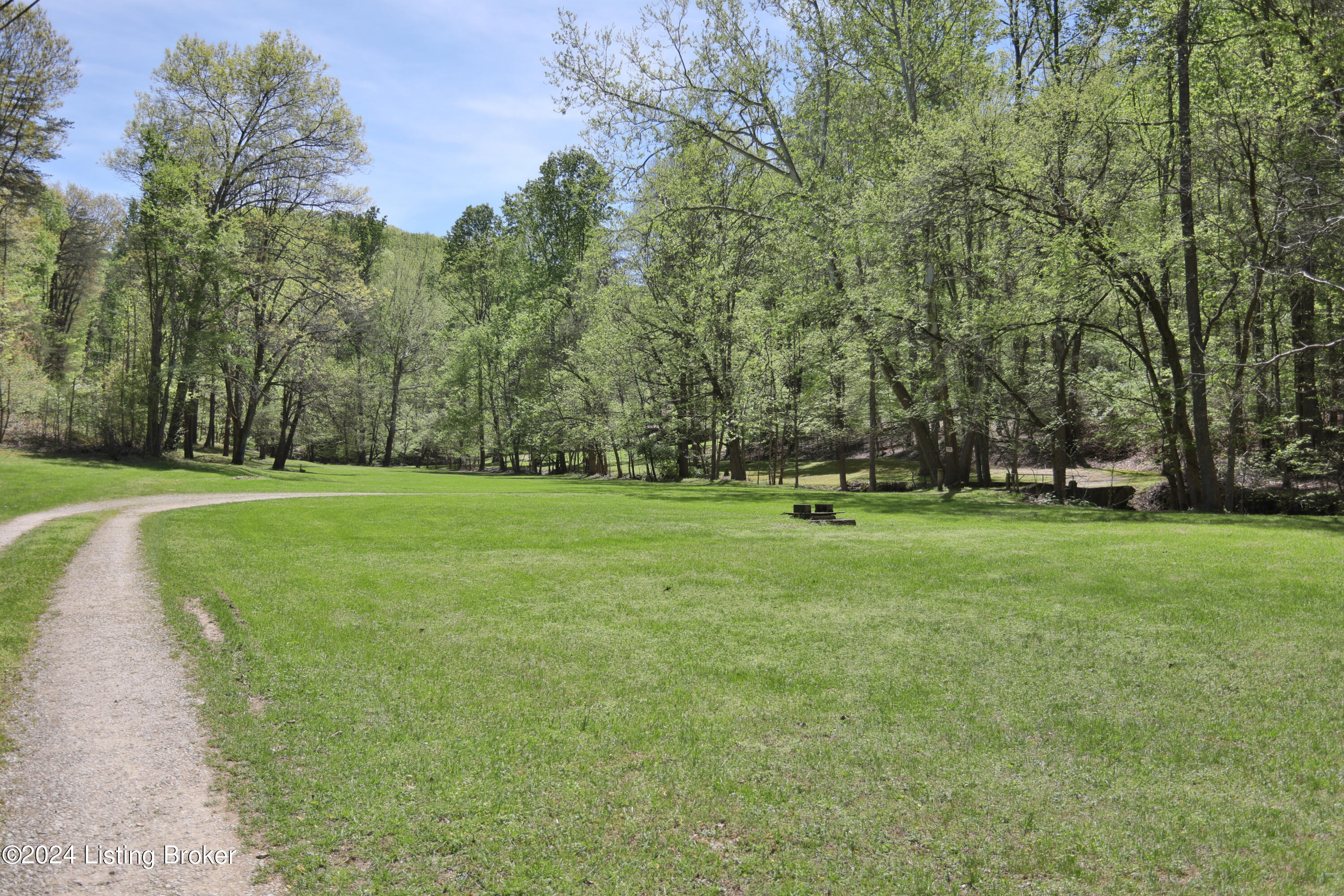 210 Rayhill Road Fairdale, KY 40118 - Photo 27 of 44 2015 Rayhill-1