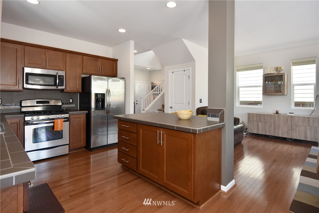 3609 185th Place Southeast Bothell, WA 98012 - Photo 9 of 25