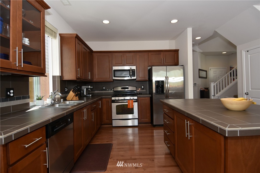 3609 185th Place Southeast Bothell, WA 98012 - Photo 10 of 25
