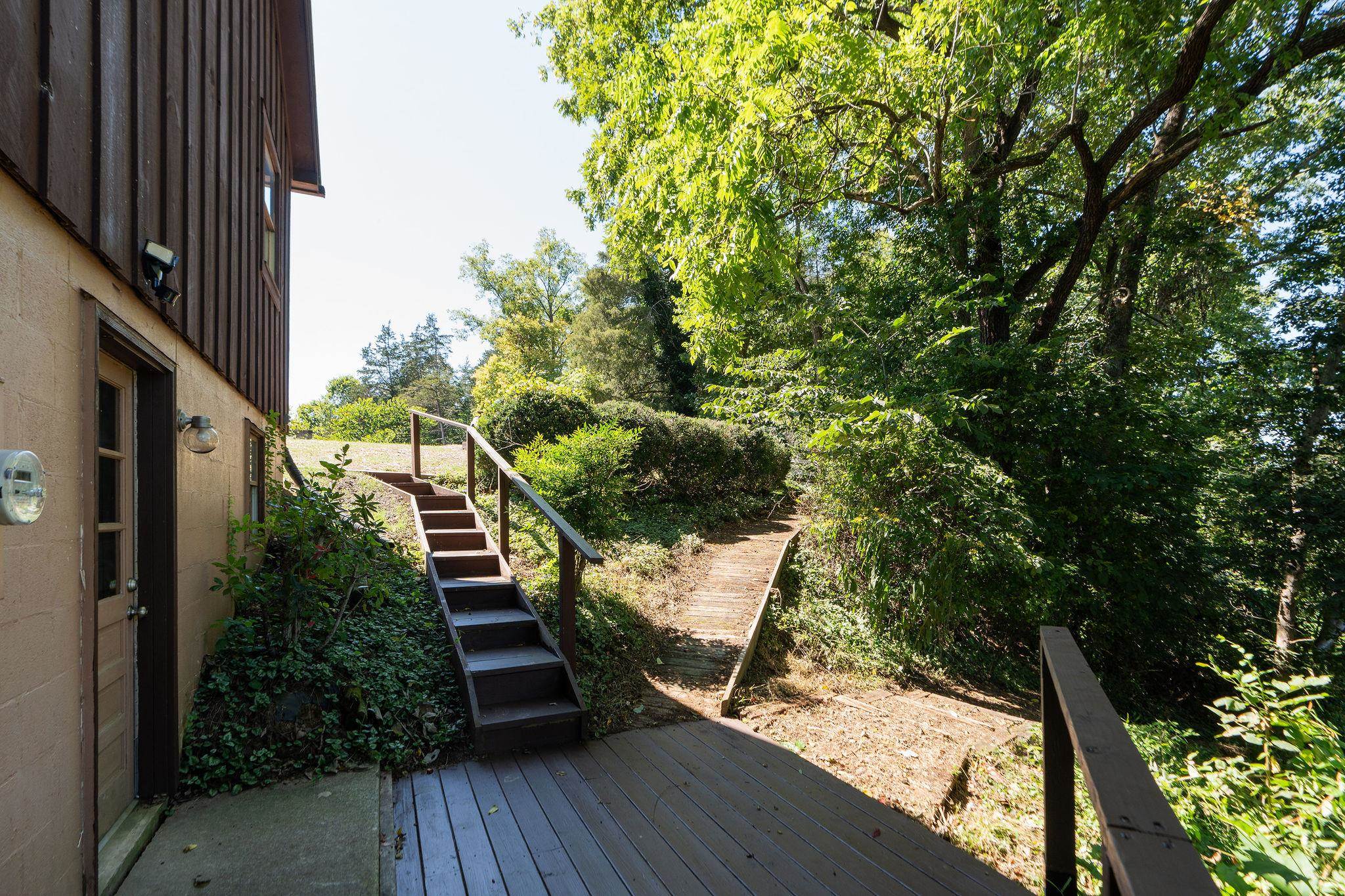 188 River Rdg Road Verona, VA 24482 - Photo 16 of 64 a view of balcony with wooden floor and fence