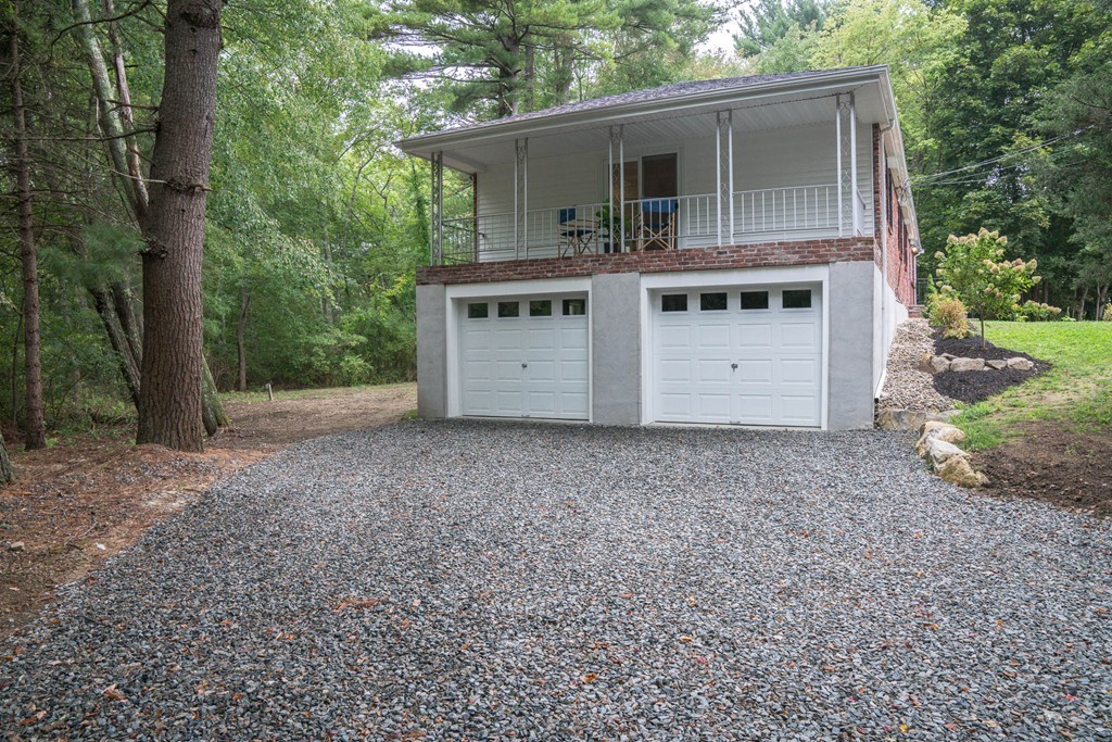 38 Peter Road North Reading, MA 01864 - Photo 2 of 24 Gallery Image 2