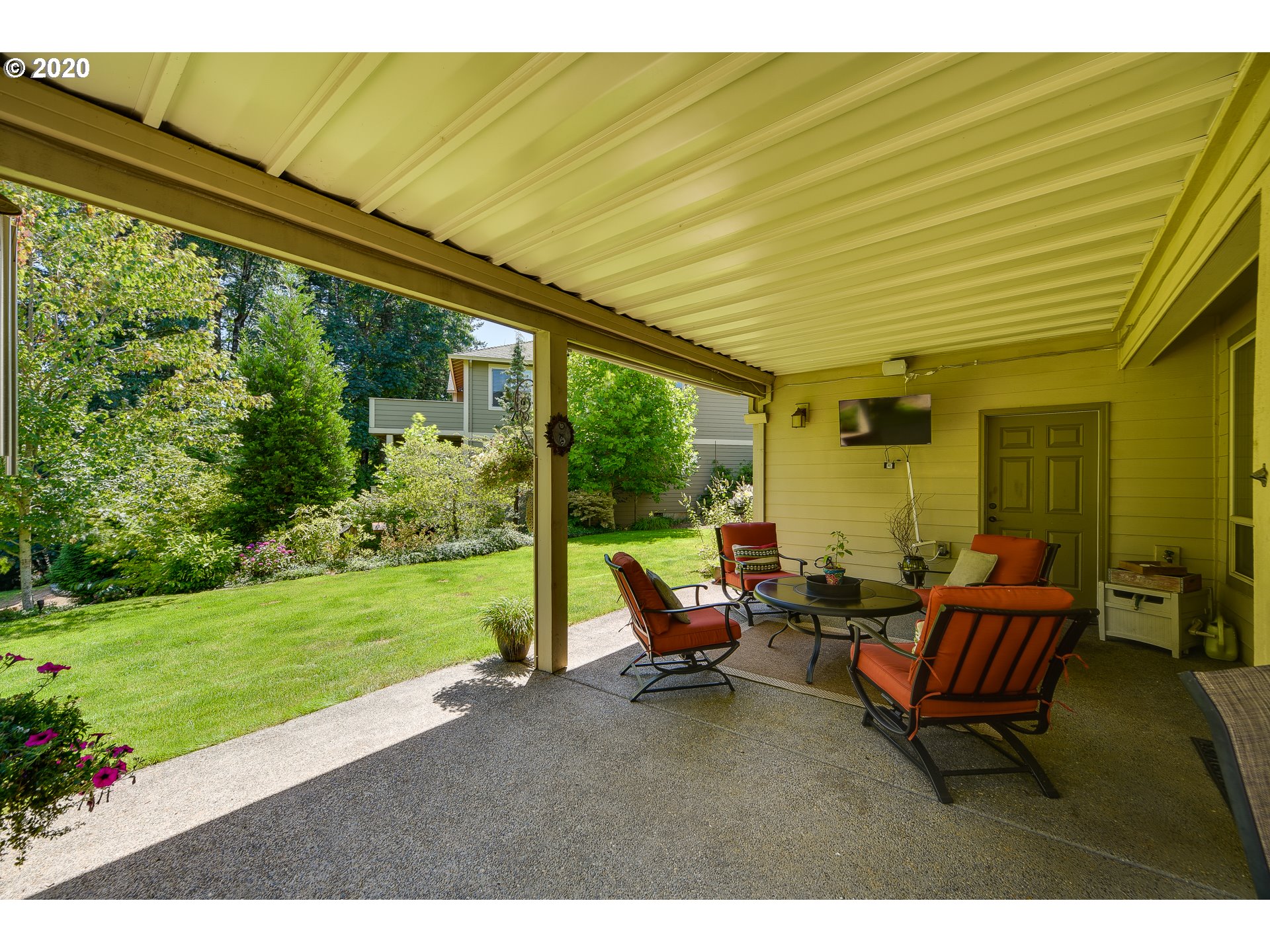 126 Southeast Gabbert Road Gresham, OR 97080 - Photo 29 of 32 Gallery Image 29
