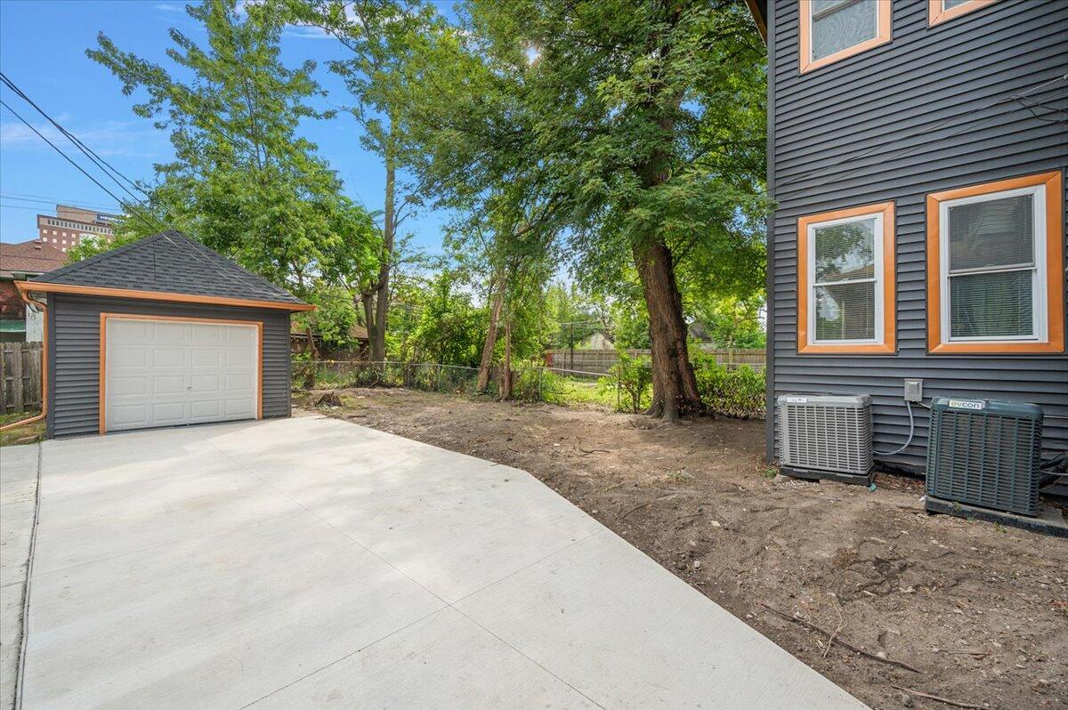 7406 Kipling Avenue Detroit, MI 48206 - Photo 5 of 59 06-7406 Kipling Ave-6