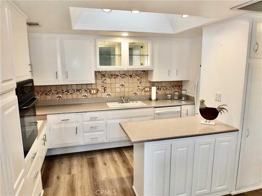 1560 Homewood Road, Unit 114L Seal Beach, CA 90740 - Photo 15 of 53