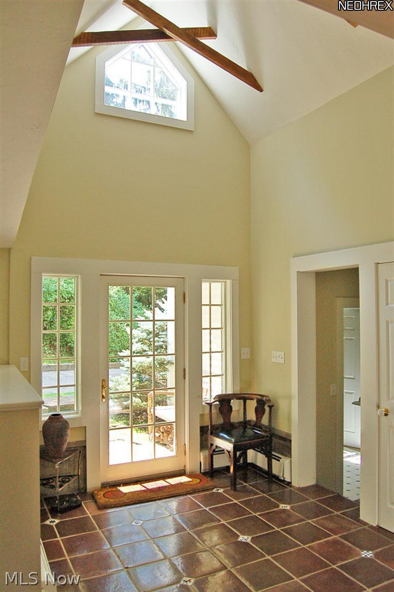 610 Falls Road Chagrin Falls, OH 44022 - Photo 3 of 21 Gallery Image 3