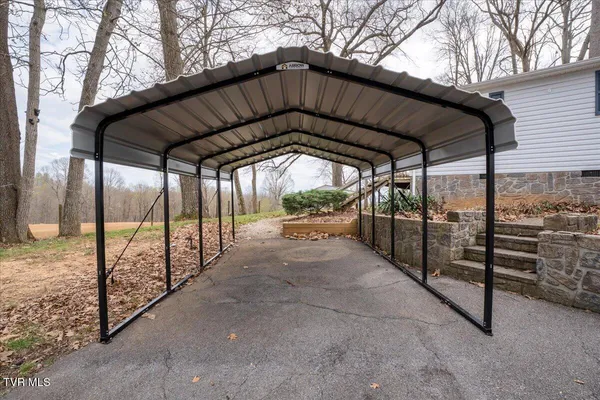 $399,000 | 257 Wesley Drive, Piney Flats, TN 37686