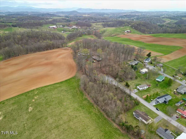 $399,000 | 257 Wesley Drive, Piney Flats, TN 37686