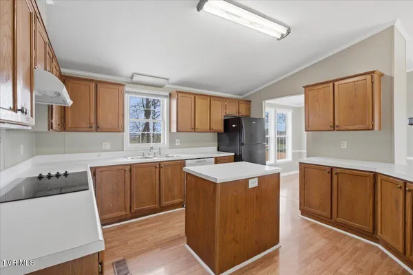 $399,000 | 257 Wesley Drive, Piney Flats, TN 37686