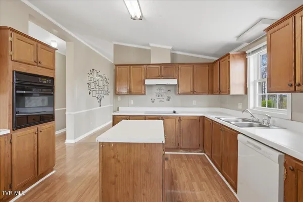 $399,000 | 257 Wesley Drive, Piney Flats, TN 37686