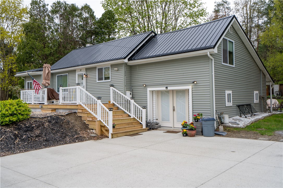 35 Oak Hill Street, Arkport, NY 14807 Compass