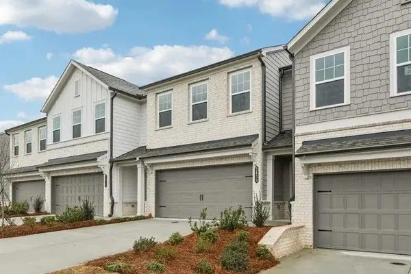 $2,095 | 5333 Frontier Court, Flowery Branch, GA 30542