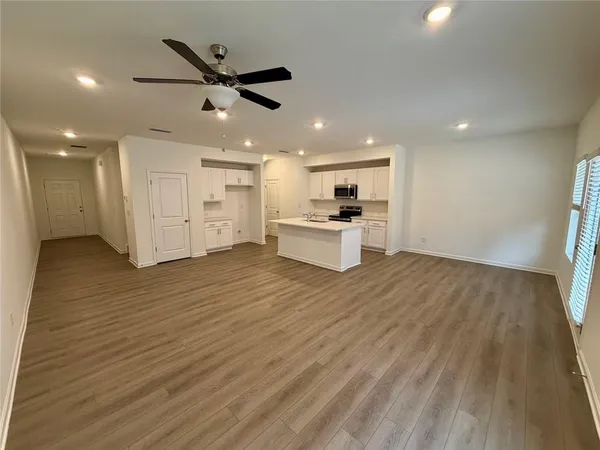 $2,095 | 5333 Frontier Court, Flowery Branch, GA 30542