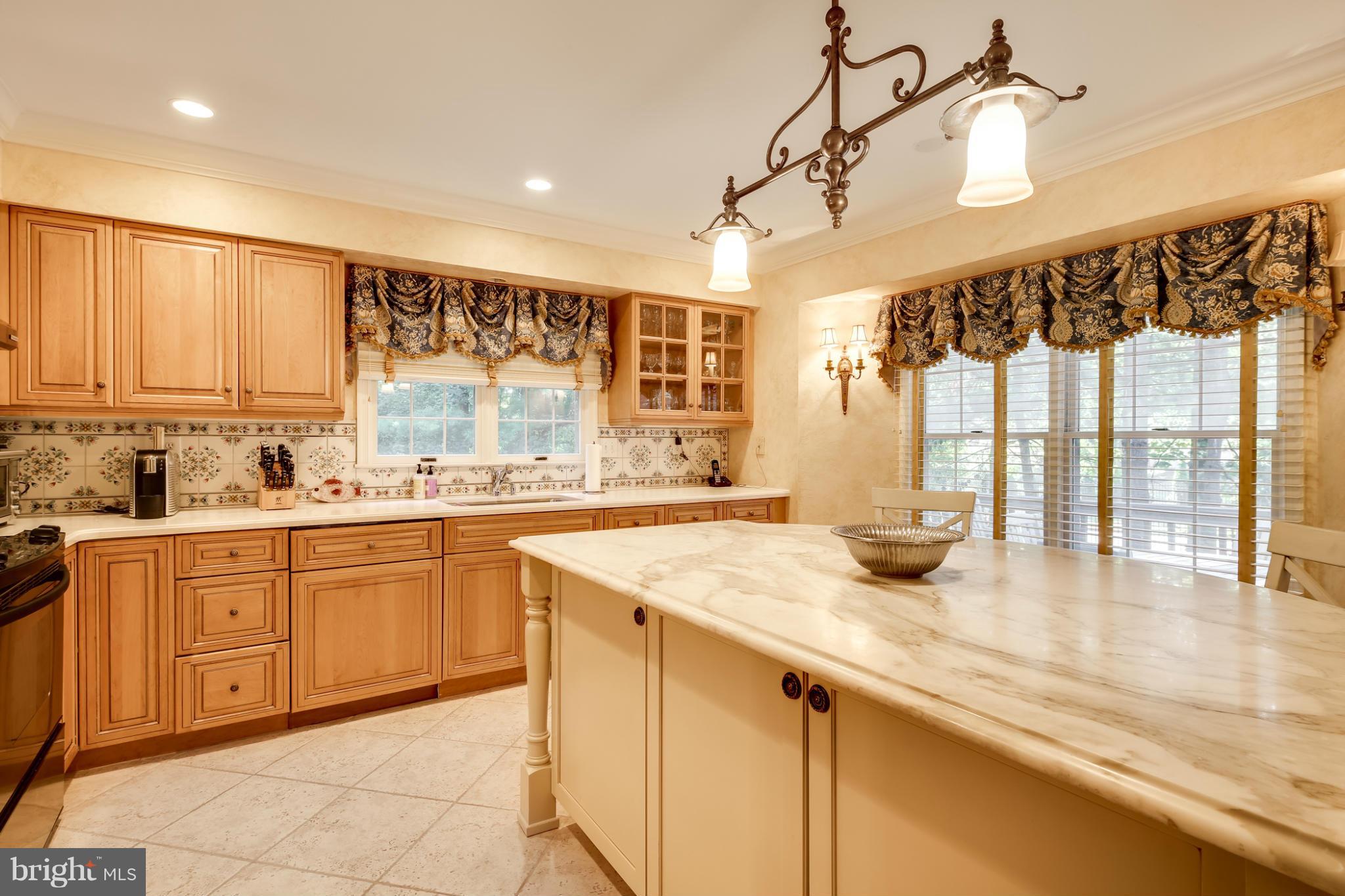 25 Raisin Tree Circle Baltimore, MD 21208 - Photo 6 of 30 Kitchen