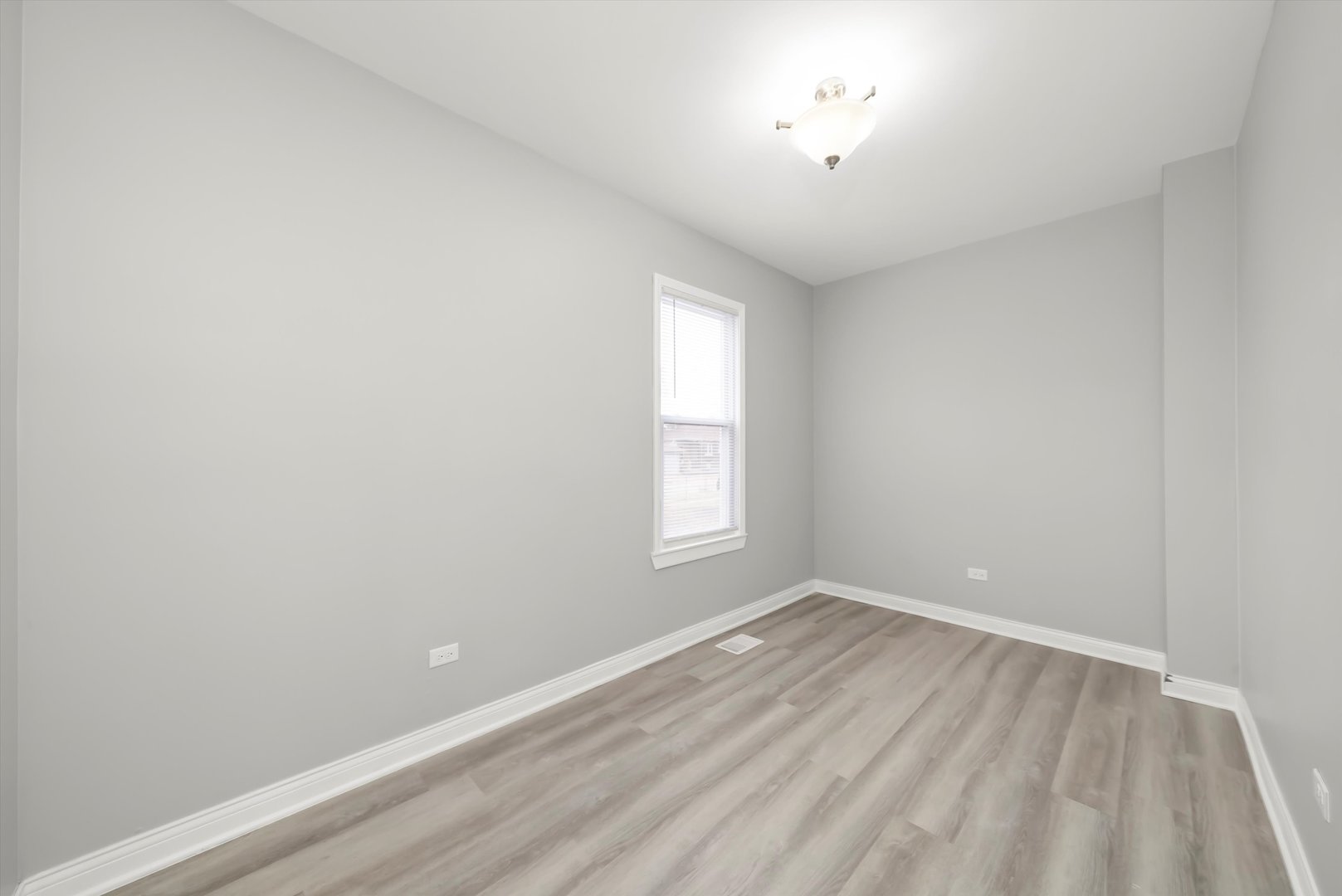 1274 West 73rd Place Chicago, IL 60636 - Photo 16 of 36