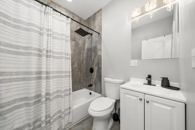 $279,000 | 1274 West 73rd Place, Chicago, IL 60636