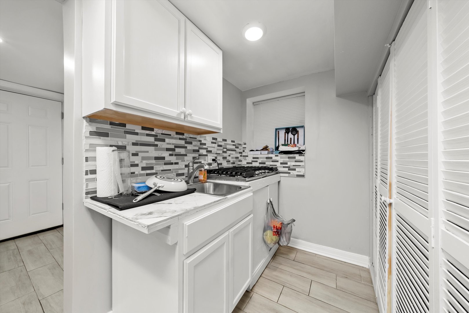 1274 West 73rd Place Chicago, IL 60636 - Photo 29 of 36