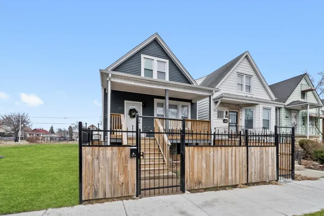 $279,000 | 1274 West 73rd Place, Chicago, IL 60636