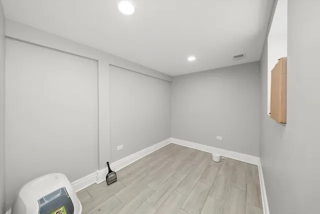 $279,000 | 1274 West 73rd Place, Chicago, IL 60636