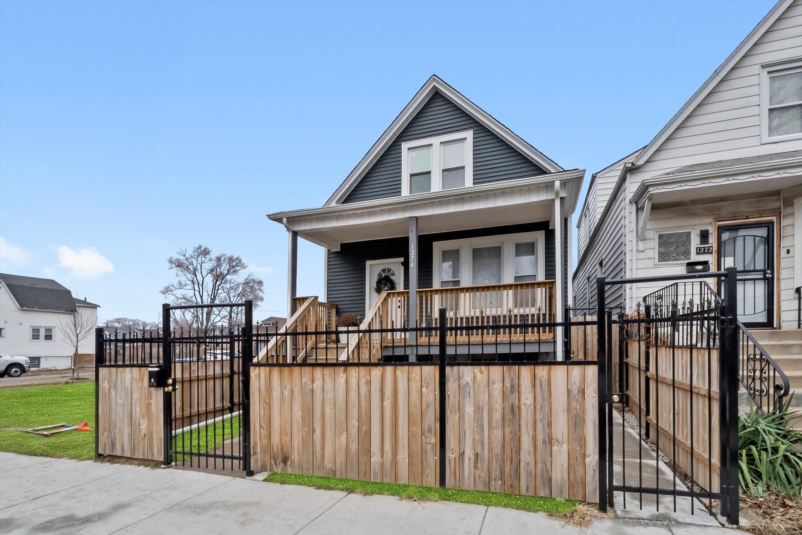 1274 West 73rd Place Chicago, IL 60636 - Photo 4 of 36