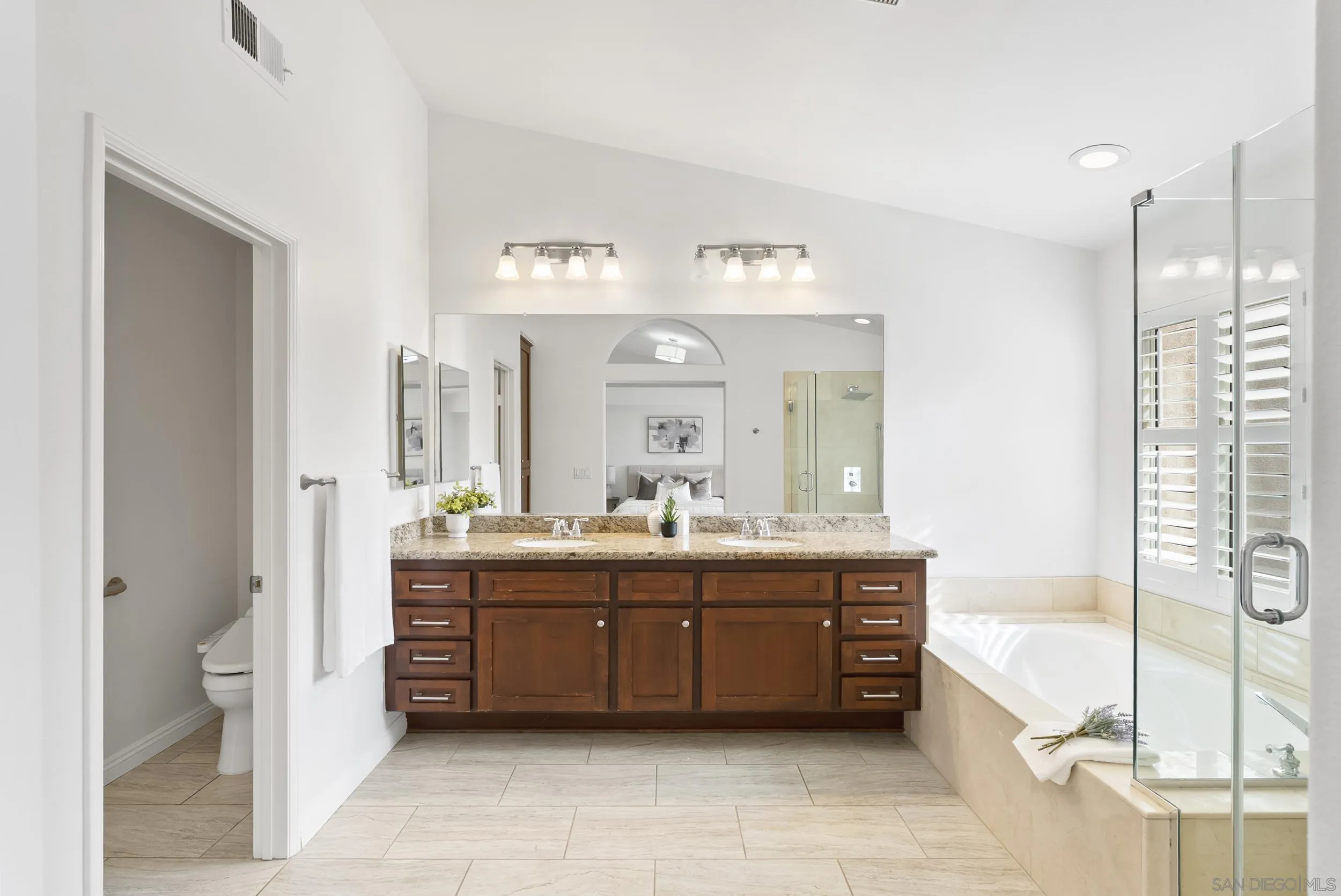 5123 Renaissance Avenue, Unit C San Diego, CA 92122 - Photo 30 of 40