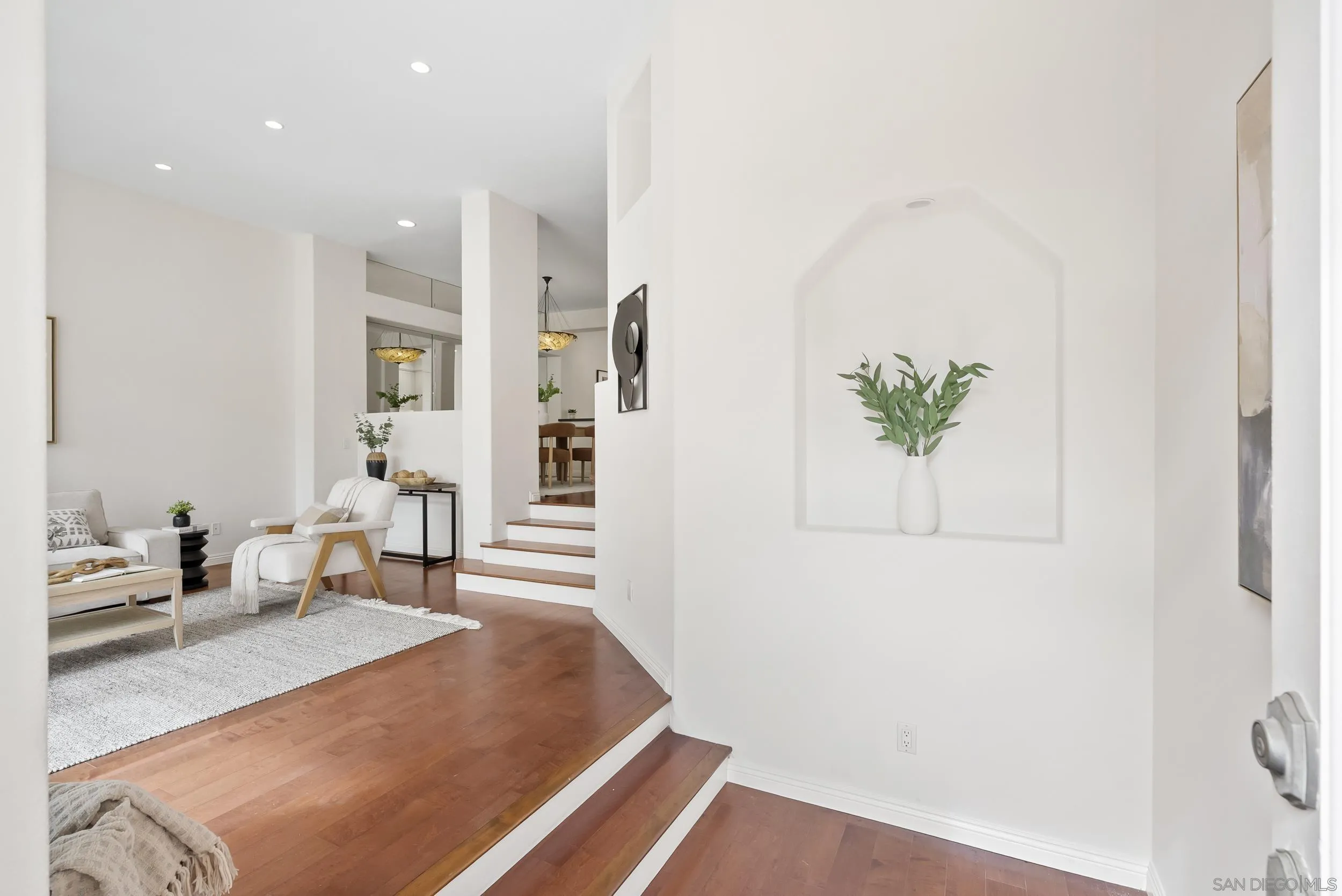 5123 Renaissance Avenue, Unit C San Diego, CA 92122 - Photo 7 of 40