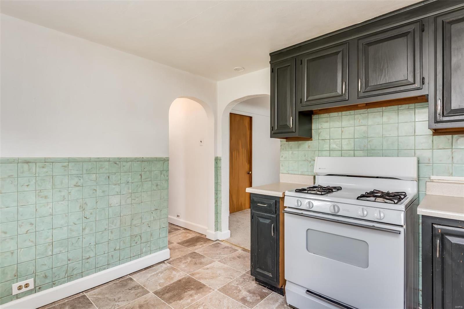 6504 Old Collinsville Road O'Fallon, IL 62269 - Photo 17 of 23 Gallery Image 17