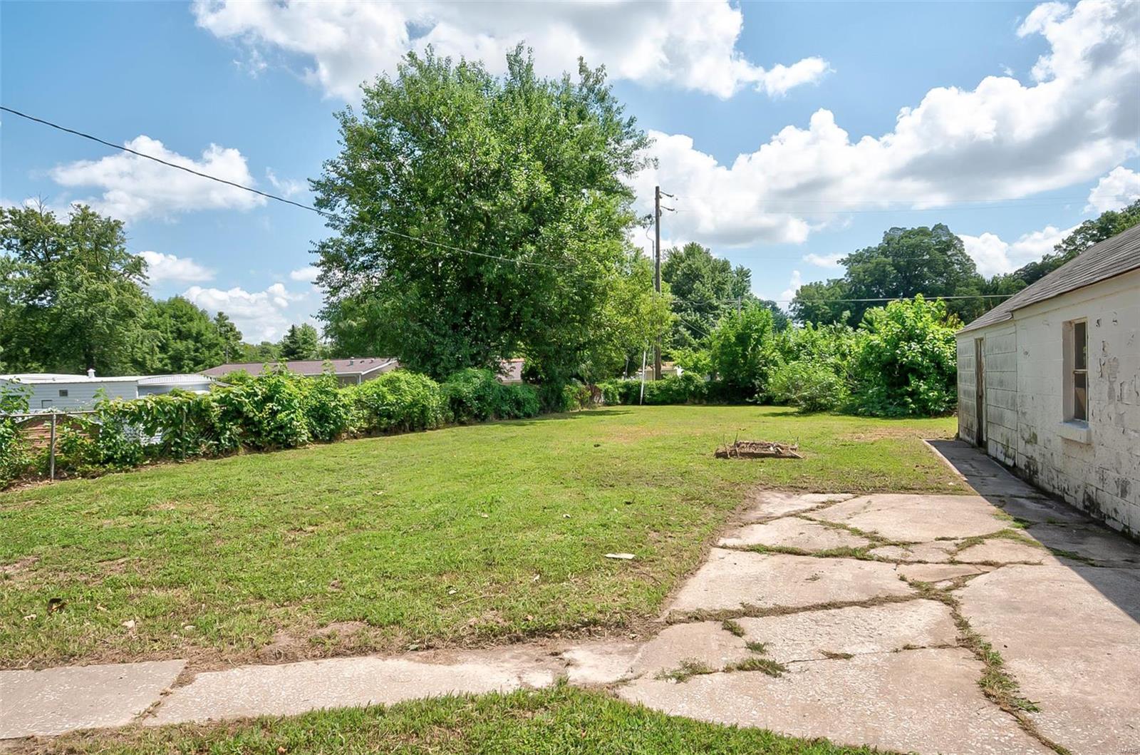 6504 Old Collinsville Road O'Fallon, IL 62269 - Photo 5 of 23 Gallery Image 5