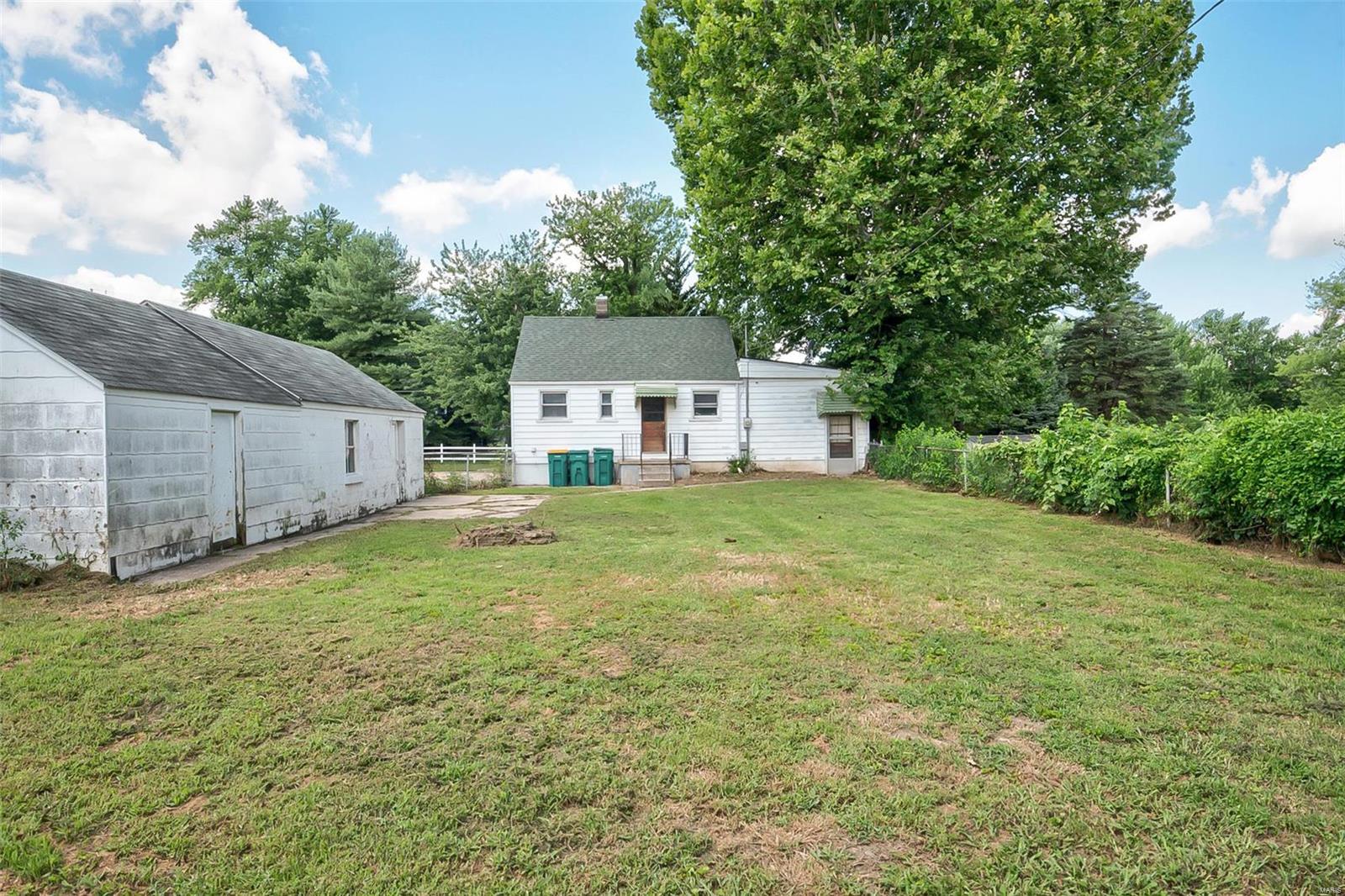 6504 Old Collinsville Road O'Fallon, IL 62269 - Photo 7 of 23 Gallery Image 7