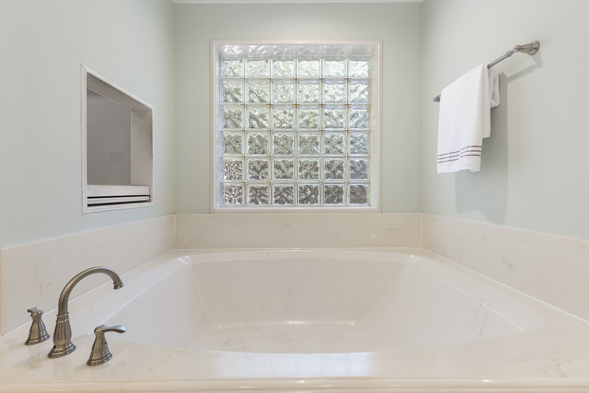 17706 Asphodel Lane Spring, TX 77379 - Photo 14 of 48 a white bath tub sitting next to a window