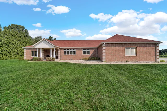 $899,900 | 4700 West 1100th Street North, Wheatfield, IN 46392