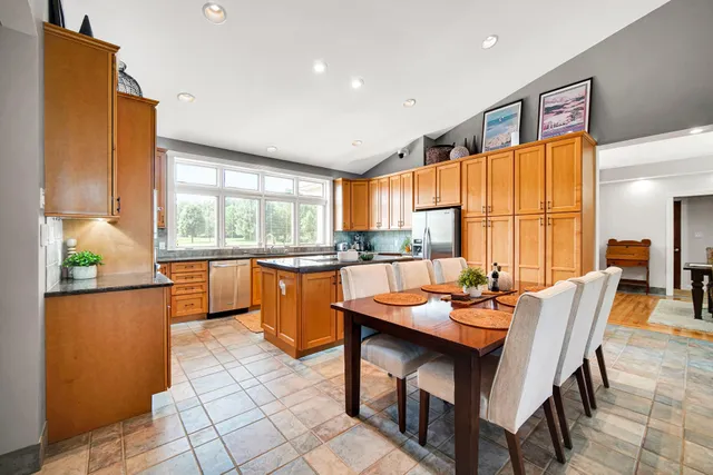 $899,900 | 4700 West 1100th Street North, Wheatfield, IN 46392