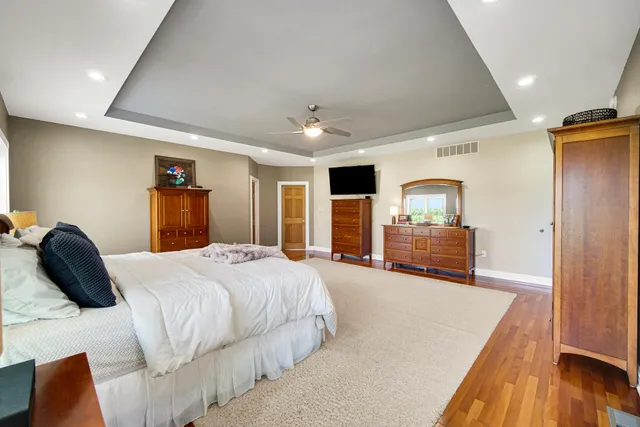 $899,900 | 4700 West 1100th Street North, Wheatfield, IN 46392