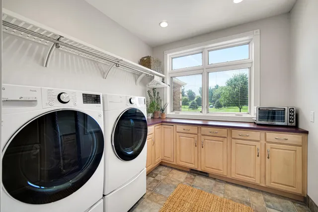 $899,900 | 4700 West 1100th Street North, Wheatfield, IN 46392