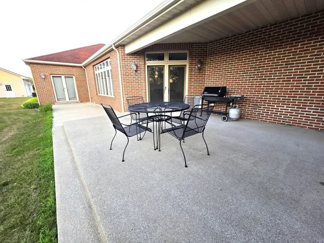 $899,900 | 4700 West 1100th Street North, Wheatfield, IN 46392