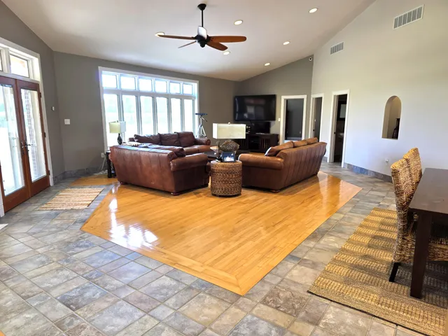 $899,900 | 4700 West 1100th Street North, Wheatfield, IN 46392