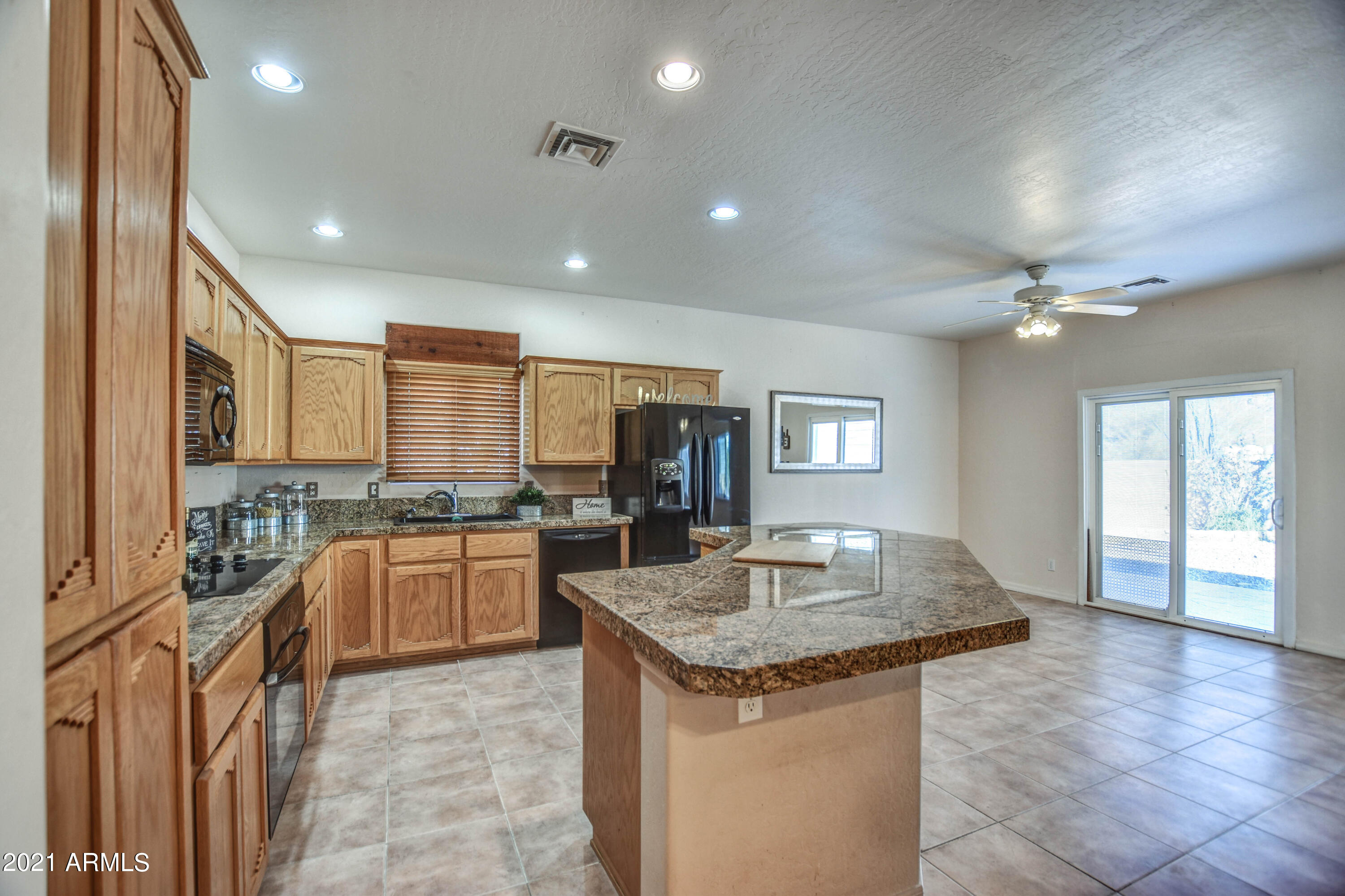 4066 North Cactus Road Apache Junction, AZ 85119 - Photo 14 of 52 KITCHEN 1