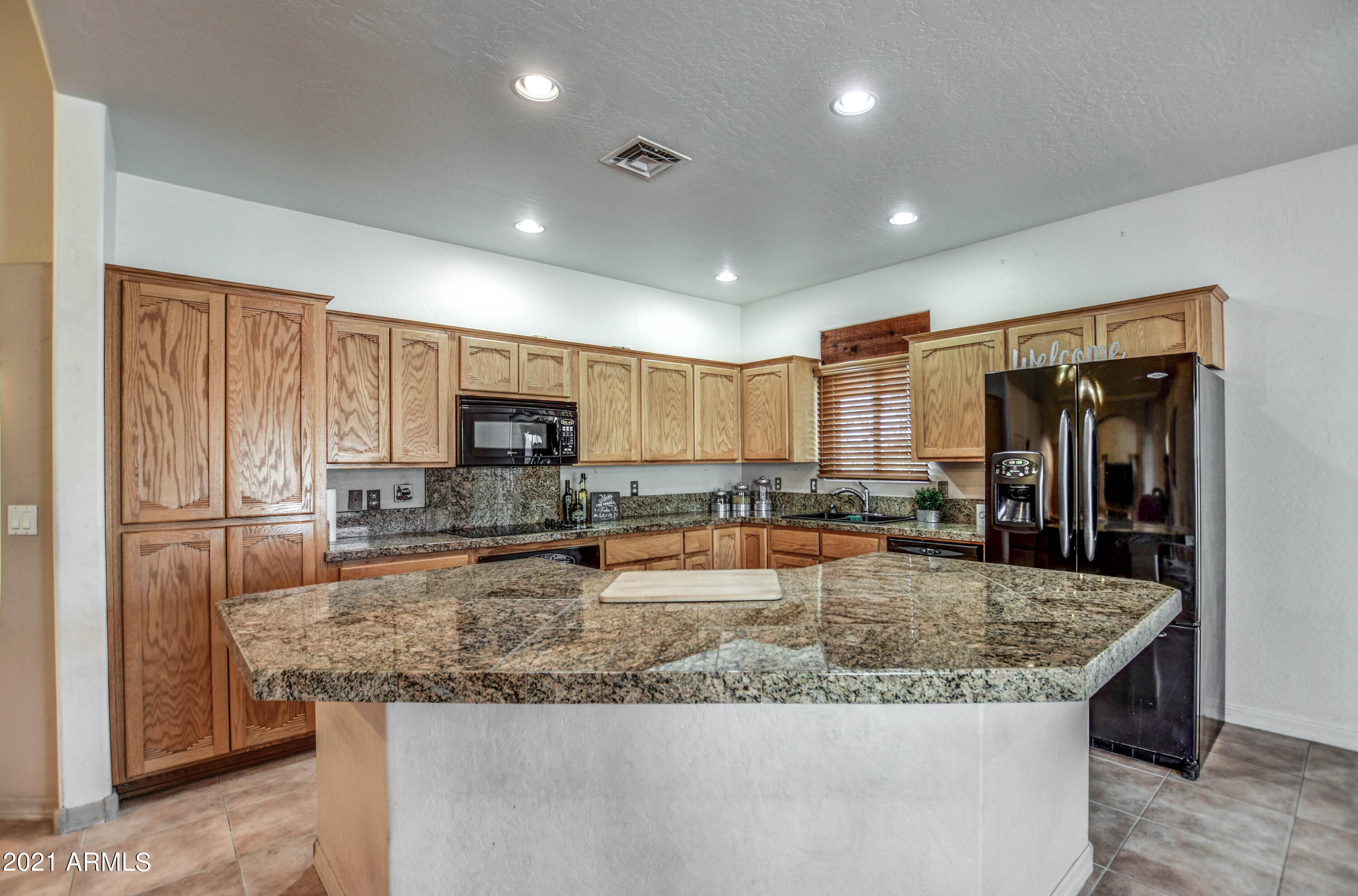 4066 North Cactus Road Apache Junction, AZ 85119 - Photo 16 of 52 KITCHEN 3