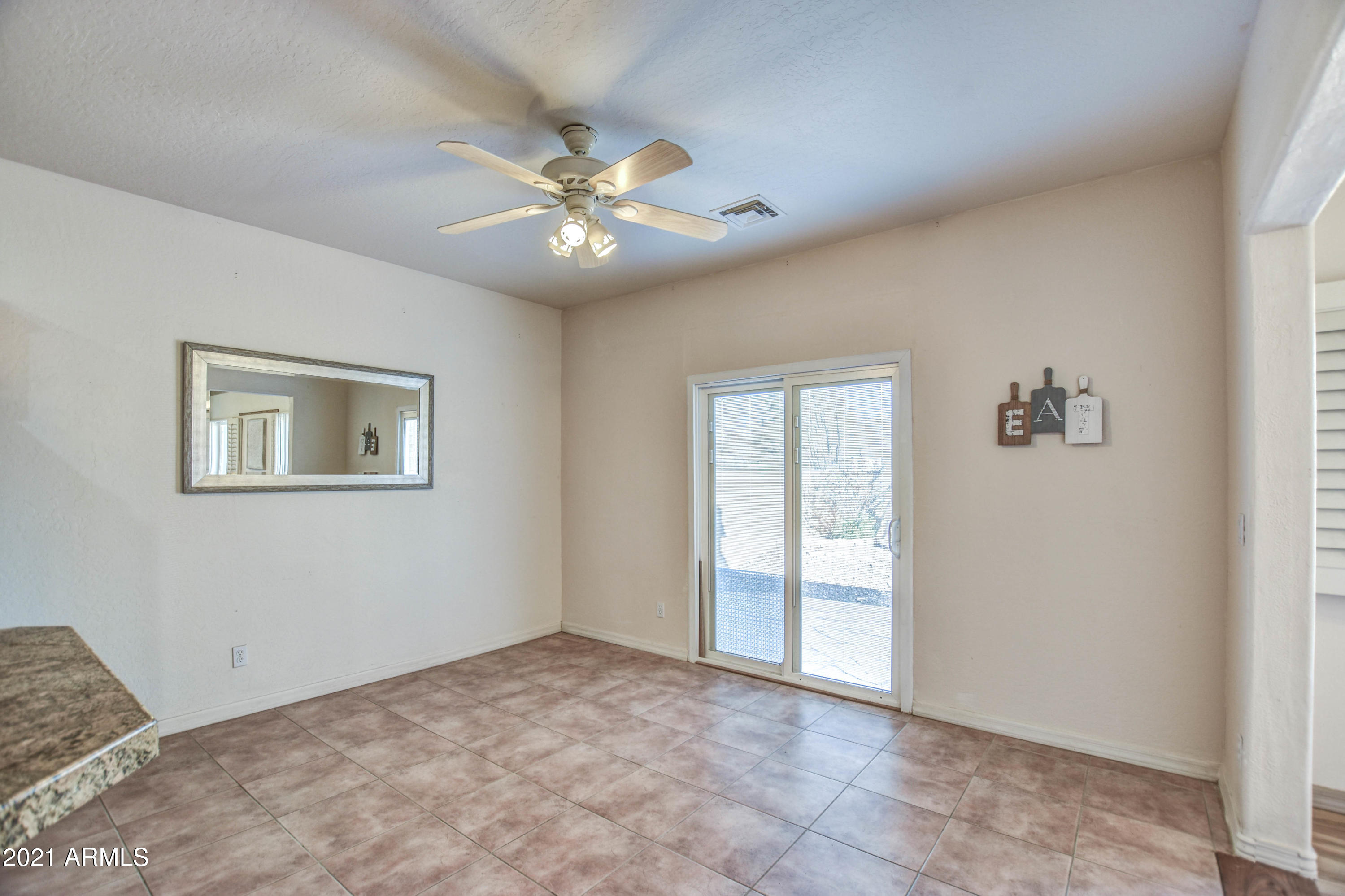 4066 North Cactus Road Apache Junction, AZ 85119 - Photo 21 of 52 EAT IN 2