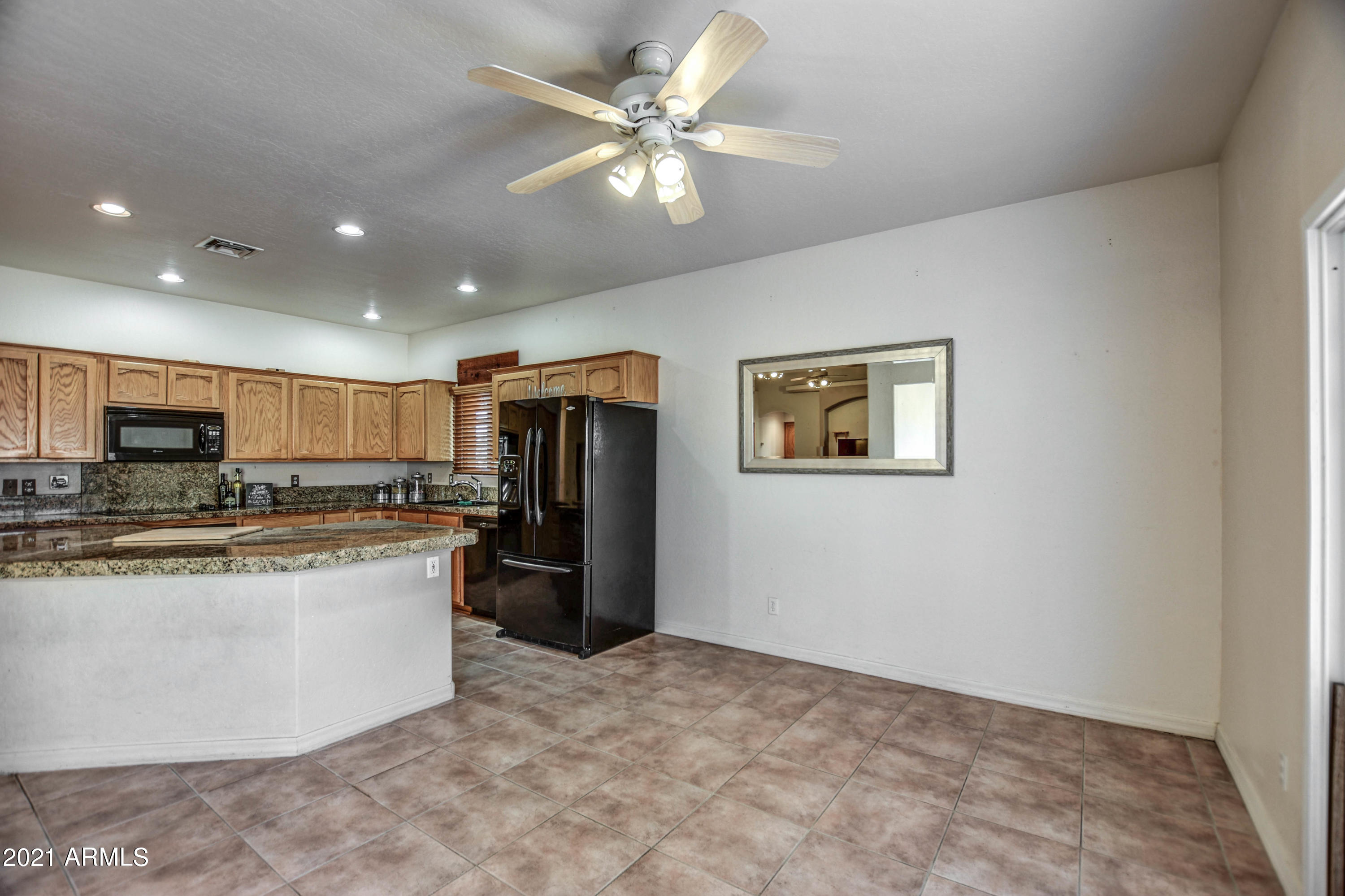 4066 North Cactus Road Apache Junction, AZ 85119 - Photo 22 of 52 EAT IN 3
