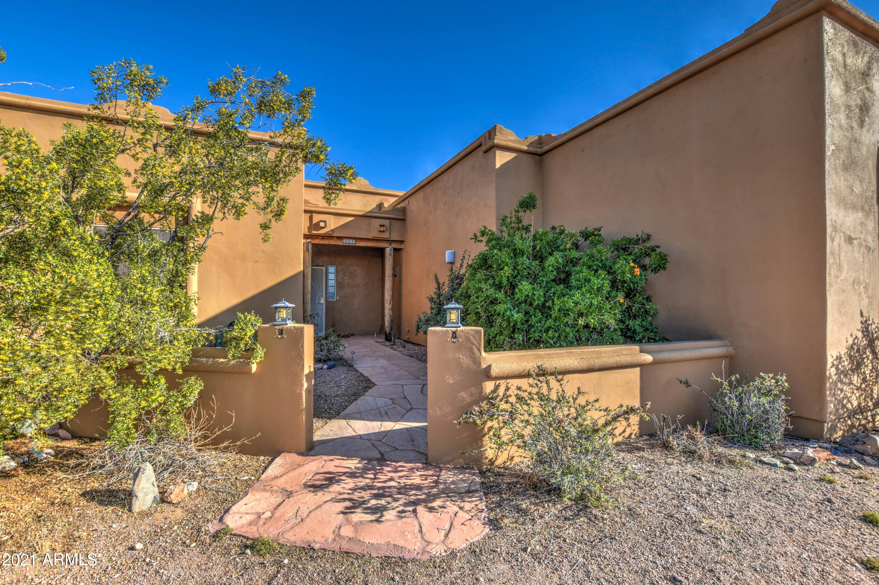 4066 North Cactus Road Apache Junction, AZ 85119 - Photo 3 of 52 FRONT 3