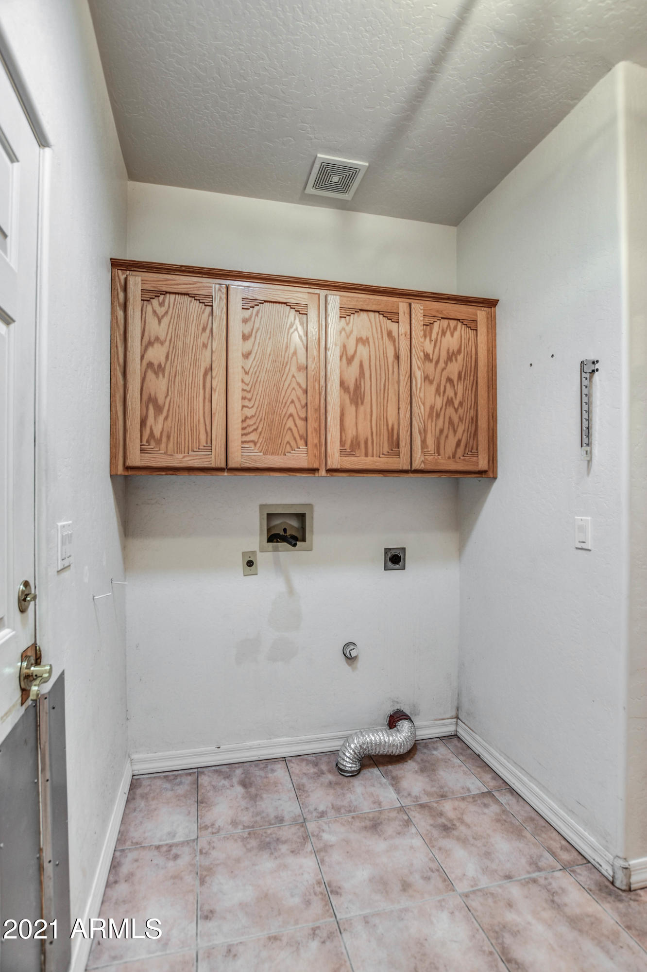 4066 North Cactus Road Apache Junction, AZ 85119 - Photo 43 of 52 LAUNDRY 1, 3
