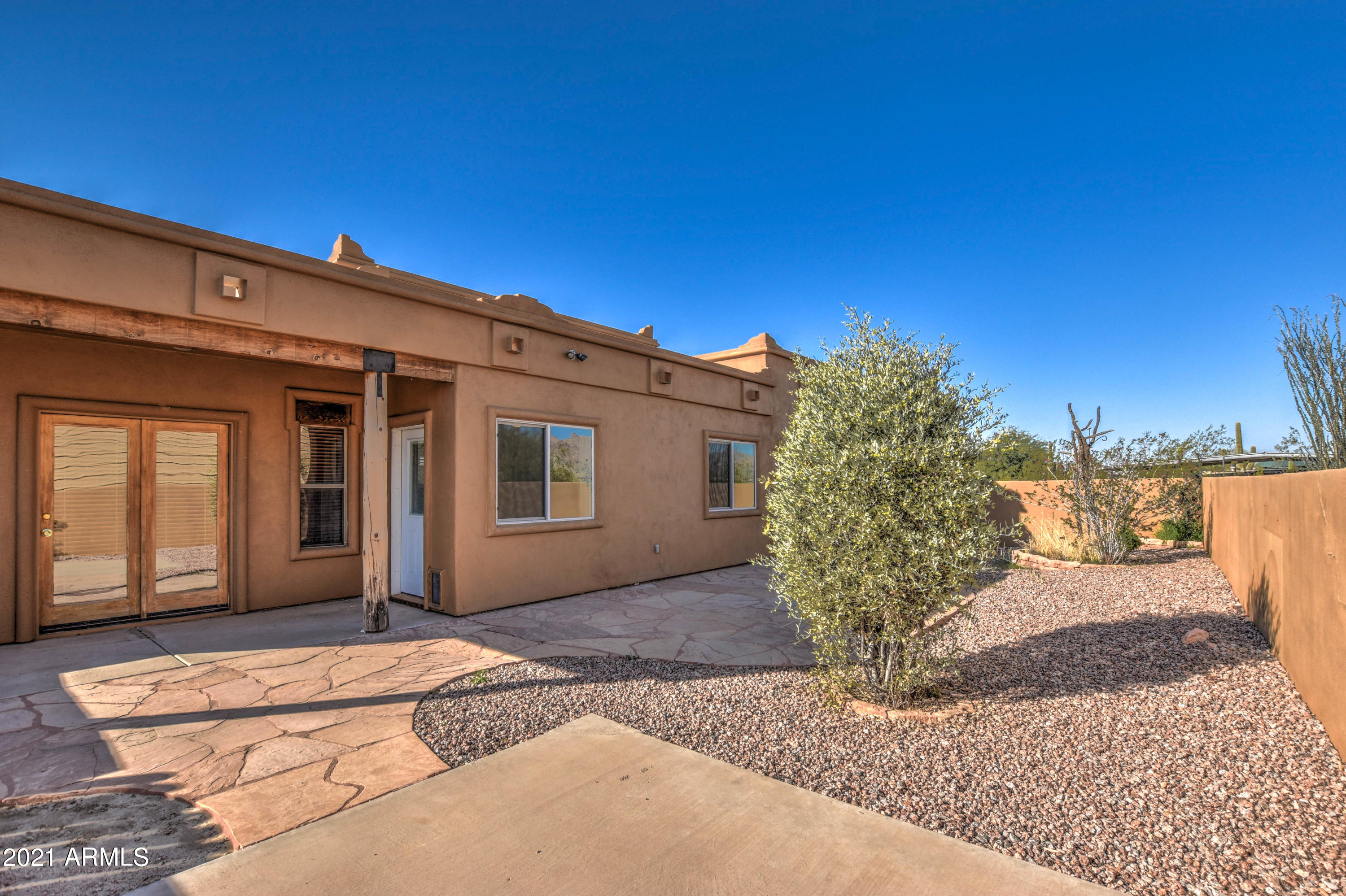 4066 North Cactus Road Apache Junction, AZ 85119 - Photo 49 of 52 REAR 4