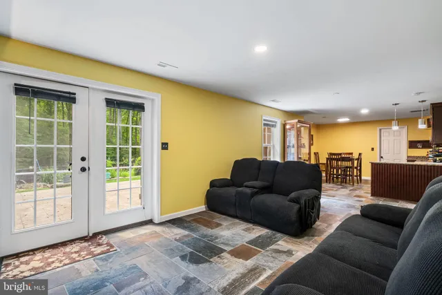 $924,900 | 123 Arden Lane, Stafford, VA 22556