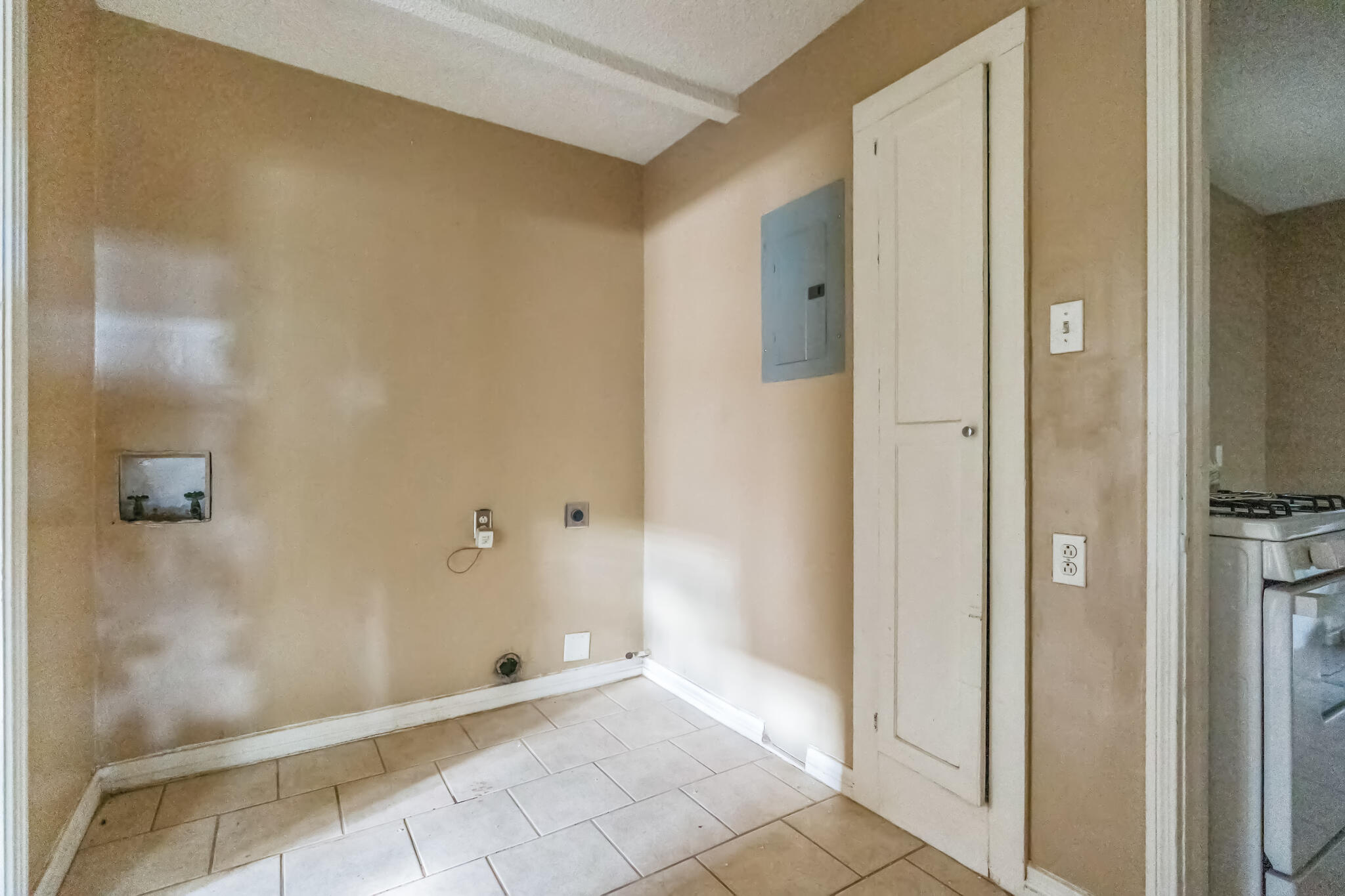 1510 33rd Street Lubbock, TX 79411 - Photo 14 of 33