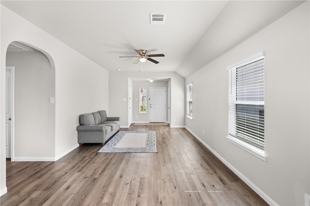 994 Rice Drive Bryan, TX 77803 - Photo 11 of 23 Gallery Image 11