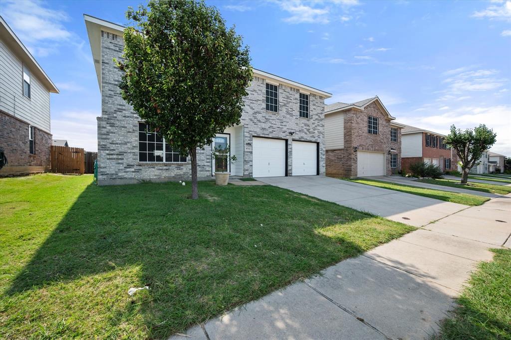 9732 Bragg Road Fort Worth, TX 76177 - Photo 2 of 32