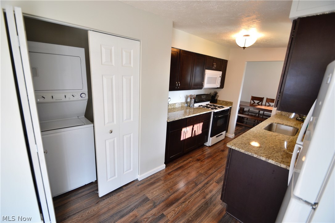 8408 Valley View Road Macedonia, OH 44056 - Photo 8 of 19 Gallery Image 8