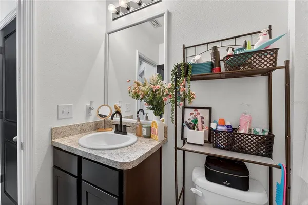 $245,050 | 9824 Hound Chase Drive, Gibsonton, FL 33534
