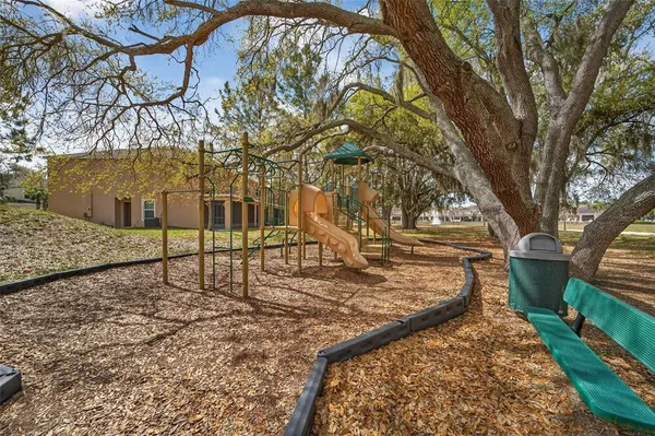 $245,050 | 9824 Hound Chase Drive, Gibsonton, FL 33534