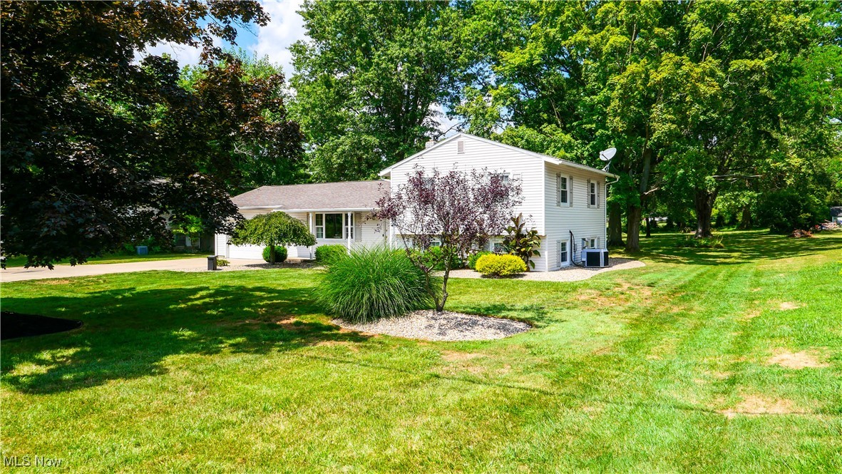 91 Pontius Road Mogadore, OH 44260 - Photo 3 of 40